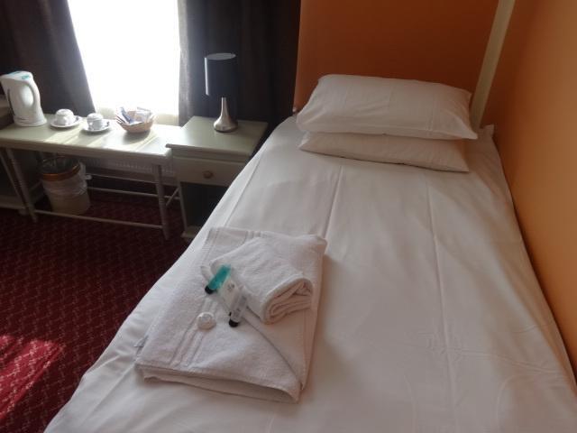 Royal Oak Hotel Hawkhurst Habitación foto