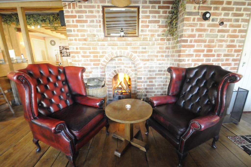 Royal Oak Hotel Hawkhurst Exterior foto